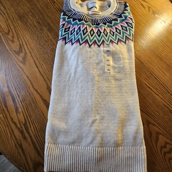 Old Navy Geometric Sweater - Cream, Blue, Pink, Green - Picture 4 of 4